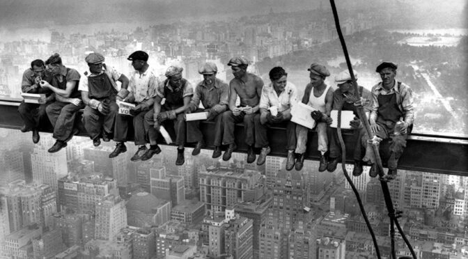 Fotos famosas: Almuerzo en lo alto de un rascacielos