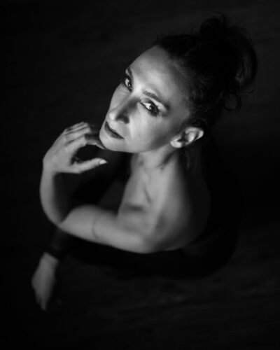 3° lugar | Concurso: Retrato Blanco y Negro NIKON D750 · 35mm · f/1.6 · 1/100s · ISO 200