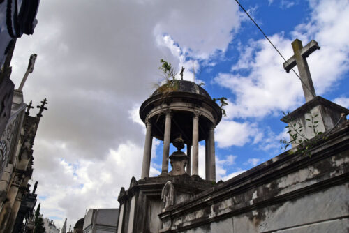 6° lugar | Concurso: Cementerio NIKON D5600 · 18mm · f/8 · 1/1000s · ISO 200